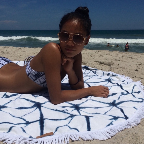 Meet your Posher, Catherine - Picture 1 of 1